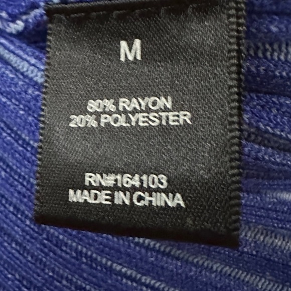 239 Say What | NWT $34 Blue Cut-Out Sweater Top (Size M) - Picture 8 of 14